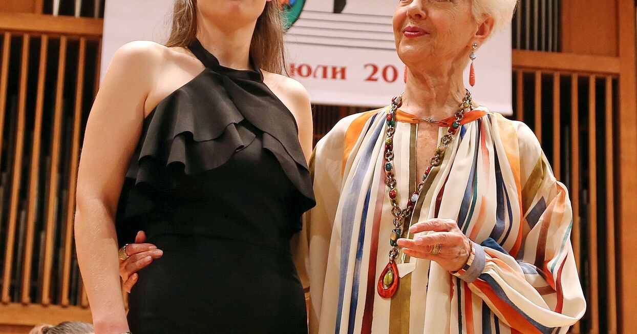aleksandrina-mihailova-i-raina-kabaivanska-snimka-viktor-viktorov_1244x652_crop_478b24840a