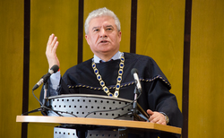 dsc-0054_250x154_crop_478b24840a