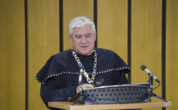 dsc-0068_250x154_crop_478b24840a