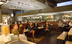 dsc-0100_250x154_crop_478b24840a