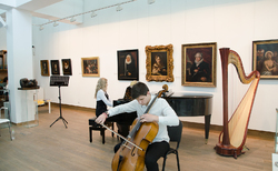 dsc-0107_250x154_crop_478b24840a