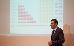 dsc-0042_250x154_crop_478b24840a