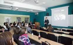 ied03_250x154_crop_478b24840a