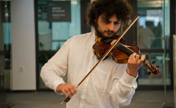 dsc0069_250x154_crop_478b24840a