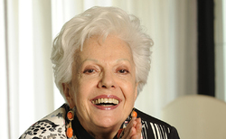 raina-dsc7922_250x154_crop_478b24840a