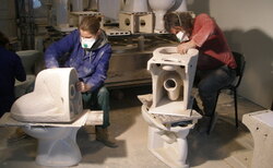 monika03_250x154_crop_478b24840a