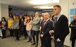 48420382-10156996318815929-129098801293033472-n_250x154_crop_478b24840a