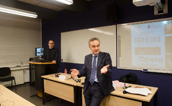 dsc0164_250x154_crop_478b24840a