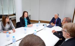 dsc-0101_250x154_crop_478b24840a