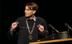 yassen-zahariev_250x154_crop_478b24840a