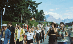 2019-tourist-2_250x154_crop_478b24840a