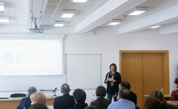 tutor-03_250x154_crop_478b24840a