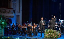 120307559-10158797481580929-9068166407471439127-o_250x154_crop_478b24840a