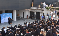 dsc-0877_250x154_crop_478b24840a