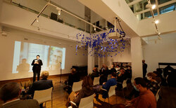 2422495_250x154_crop_478b24840a