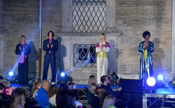 dsc0256_250x154_crop_478b24840a