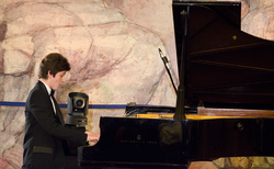 dsc-0101_250x154_crop_478b24840a