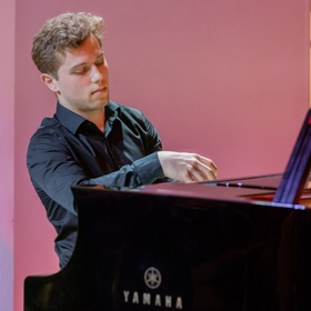 boris-uzunov-sofiaartinstitute-com_280x280_crop_478b24840a