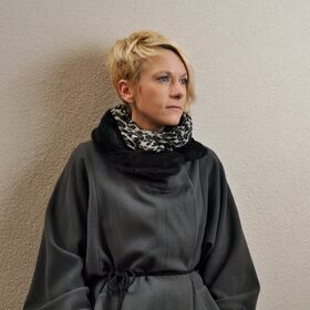 elena-aleksieva-dianamarck-wordpress-com_280x280_crop_478b24840a
