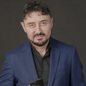 vladimir-vladimirov-banker-bg_280x280_crop_478b24840a