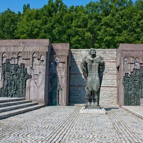 18-samuilova-krepost-petrichhistorymuseum-bg_280x280_crop_478b24840a