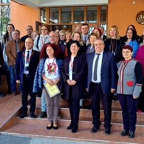 dvama-ucheni-bta_280x280_crop_478b24840a