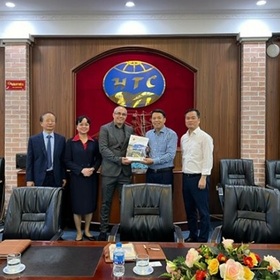 vietnamski-studenti-infotourism-net_280x280_crop_478b24840a