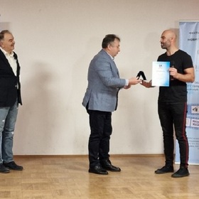 kino-v-dlan-anons-bg_280x280_crop_478b24840a