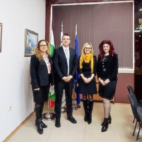 city-clinic-acibademcityclinic-bg_280x280_crop_478b24840a