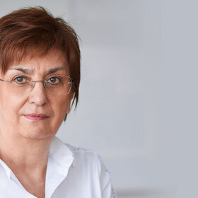 07-ekaterina-mihailova-nbu-678x410-crop-478b24840a_280x280_crop_478b24840a