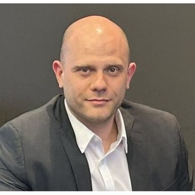 019-boian-nikolaev-v-24-chasa_280x280_crop_478b24840a