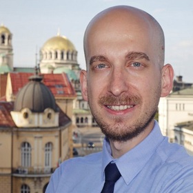 017-hristian-daskalov-nazionalen-studenski-dom_280x280_crop_478b24840a