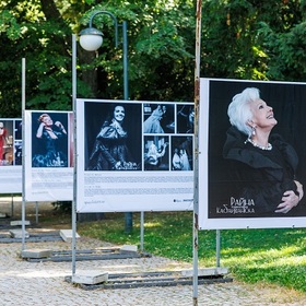 izlogba-moite-buditeli-plovdiv-f-raina-kabaivanska-school_280x280_crop_478b24840a