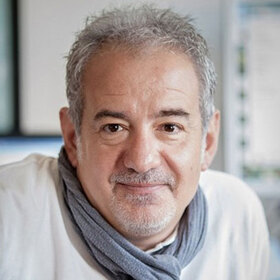 011-stefan-komandarev-24-chasa_280x280_crop_478b24840a