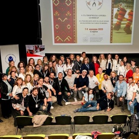 02_280x280_crop_478b24840a