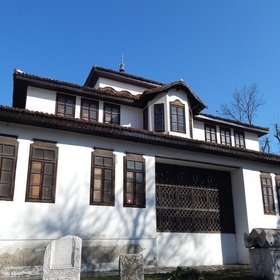 037-bnr_280x280_crop_478b24840a