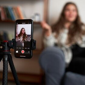 019-a1-bg_280x280_crop_478b24840a