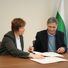 14749_280x280_crop_478b24840a