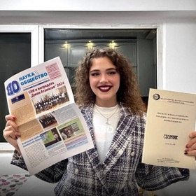 027_280x280_crop_478b24840a