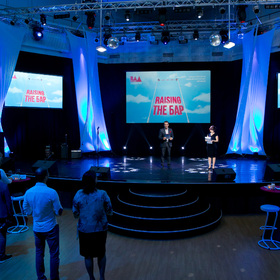 3-o0-a7438_280x280_crop_478b24840a