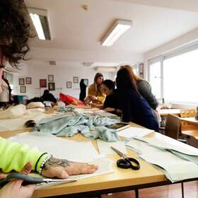 1711983-copy_280x280_crop_478b24840a