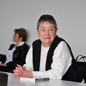 enikolova_280x280_crop_478b24840a