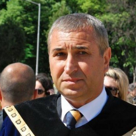 cobanov_280x280_crop_478b24840a