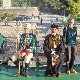 photo-8_280x280_crop_478b24840a