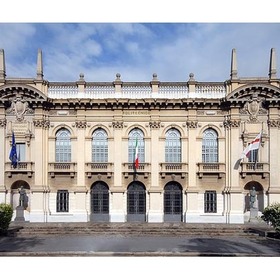 universiteti_280x280_crop_478b24840a