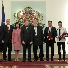 prezident_280x280_crop_478b24840a