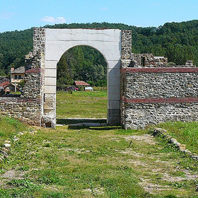 tri-uikipediq_280x280_crop_478b24840a