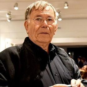 prof-qn-gradat-bg_280x280_crop_478b24840a
