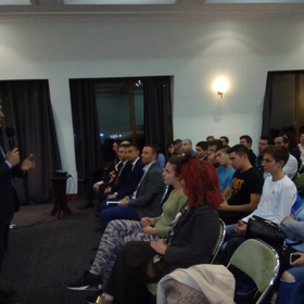 plevneliev_280x280_crop_478b24840a