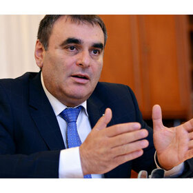 danail-papazov_280x280_crop_478b24840a